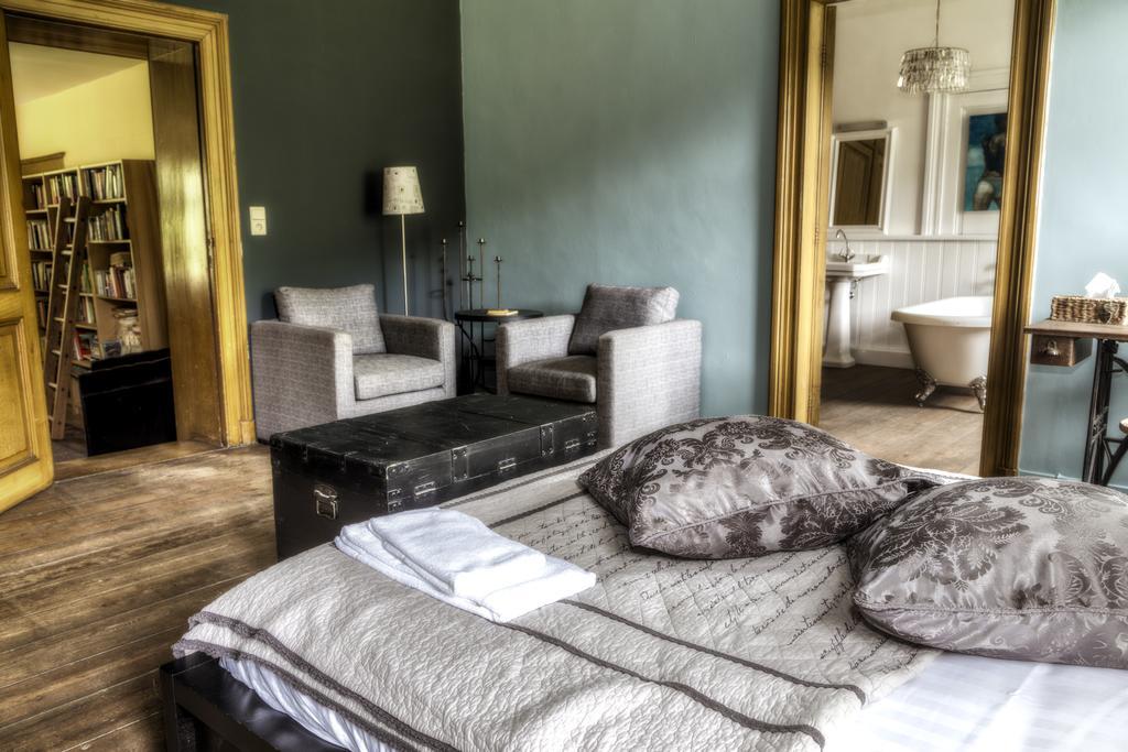 Aux Quatre Bonniers Bed & Breakfast